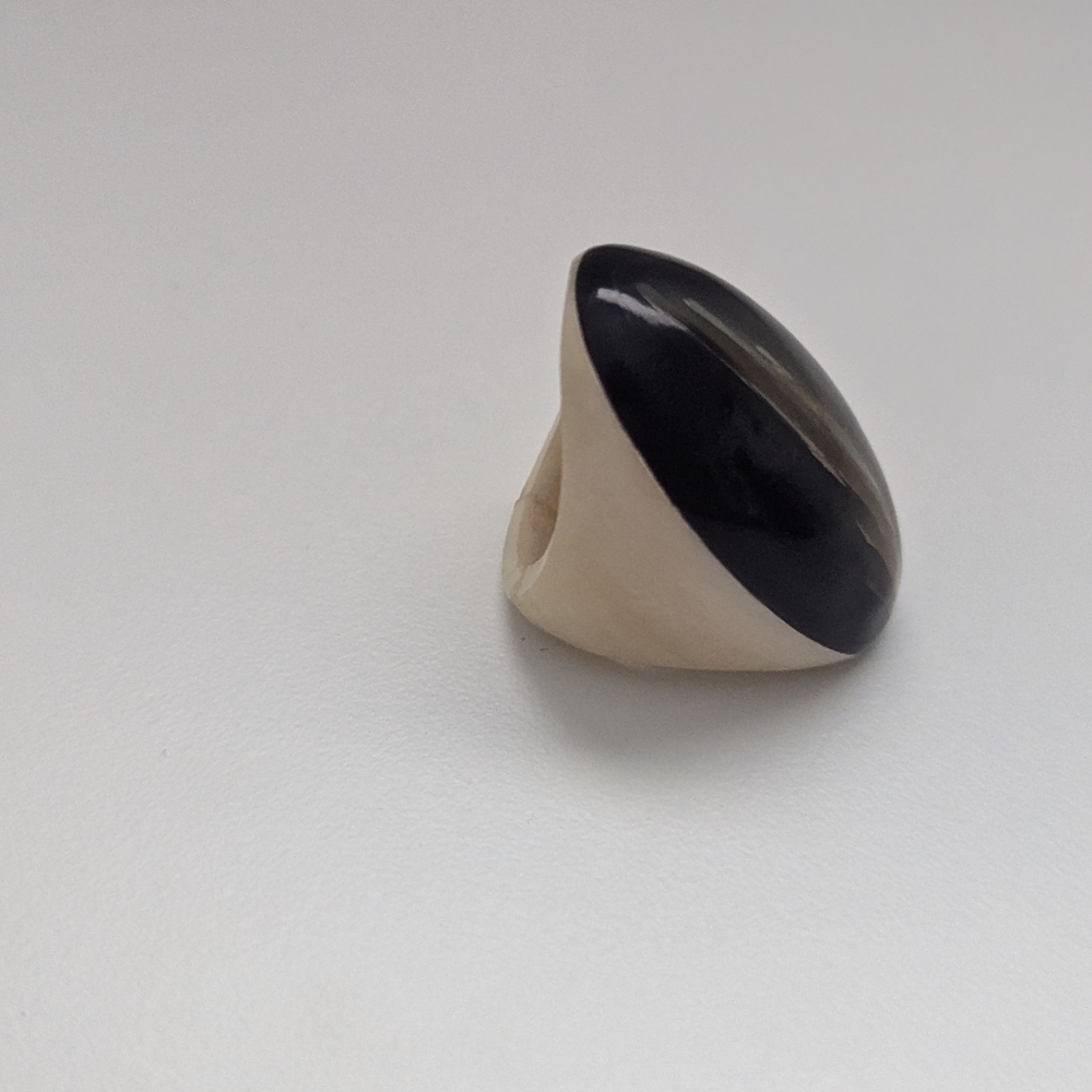 Stunning Ring - Picture 2 of 5